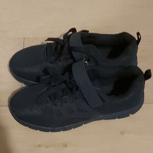 Women's Navy Athletic Shoes